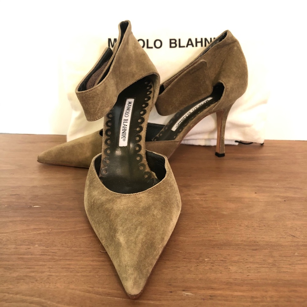 Manolo Blahnik Olive Suede leather heels 38.5